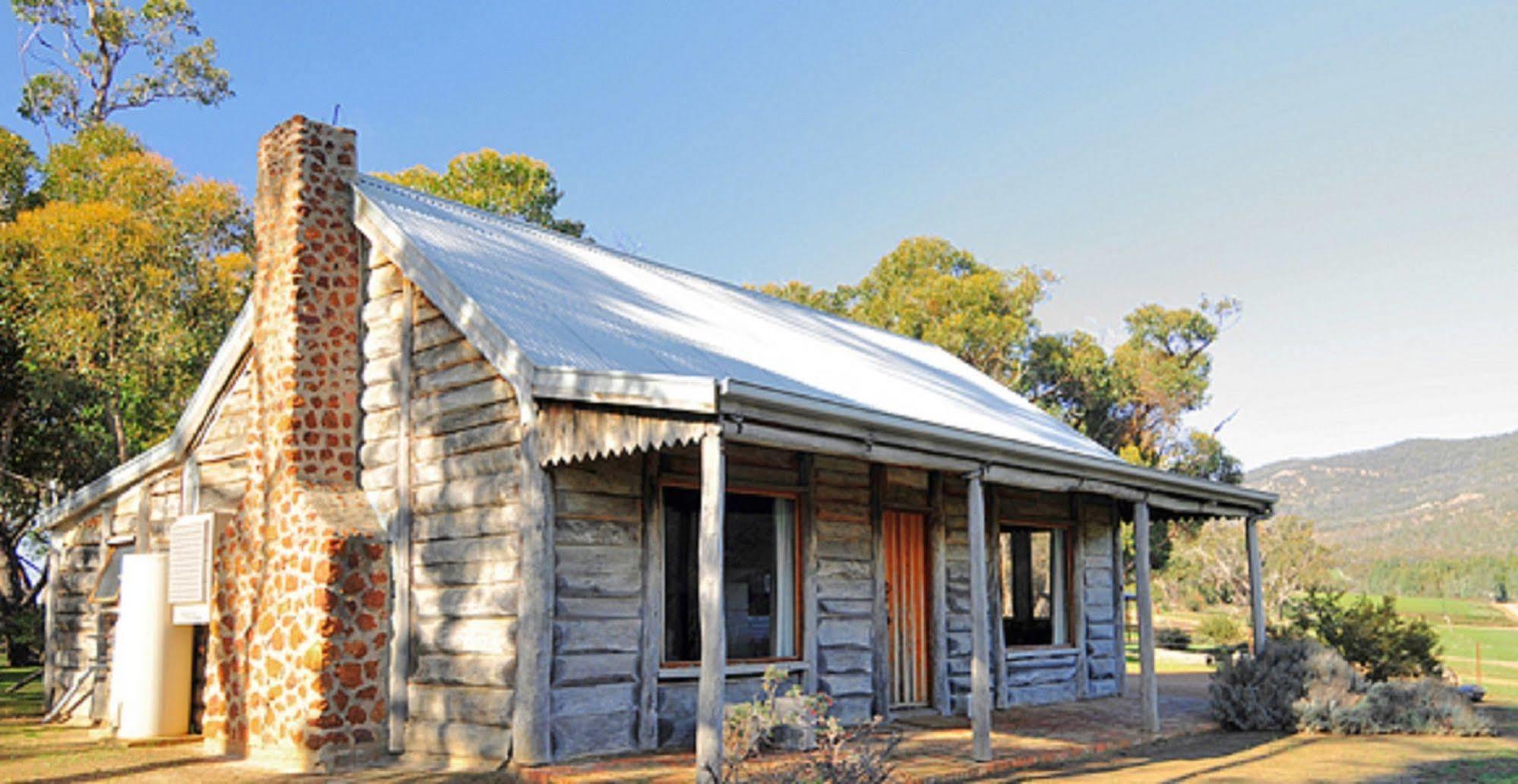 Grampians Pioneer Cottages Halls Gap Extérieur photo