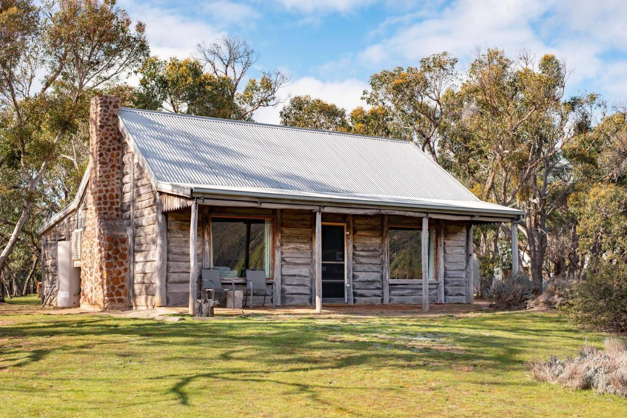 Grampians Pioneer Cottages Halls Gap Extérieur photo