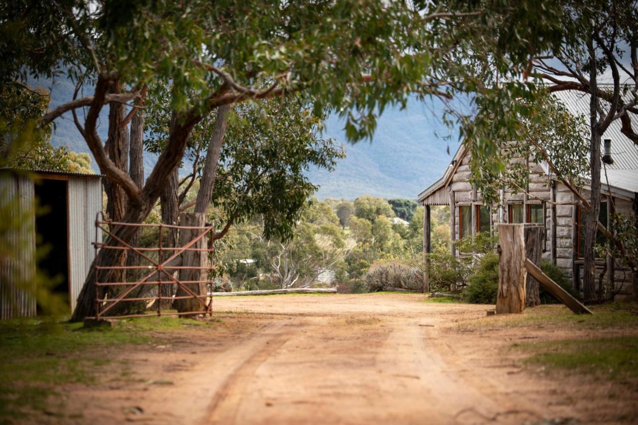 Grampians Pioneer Cottages Halls Gap Extérieur photo